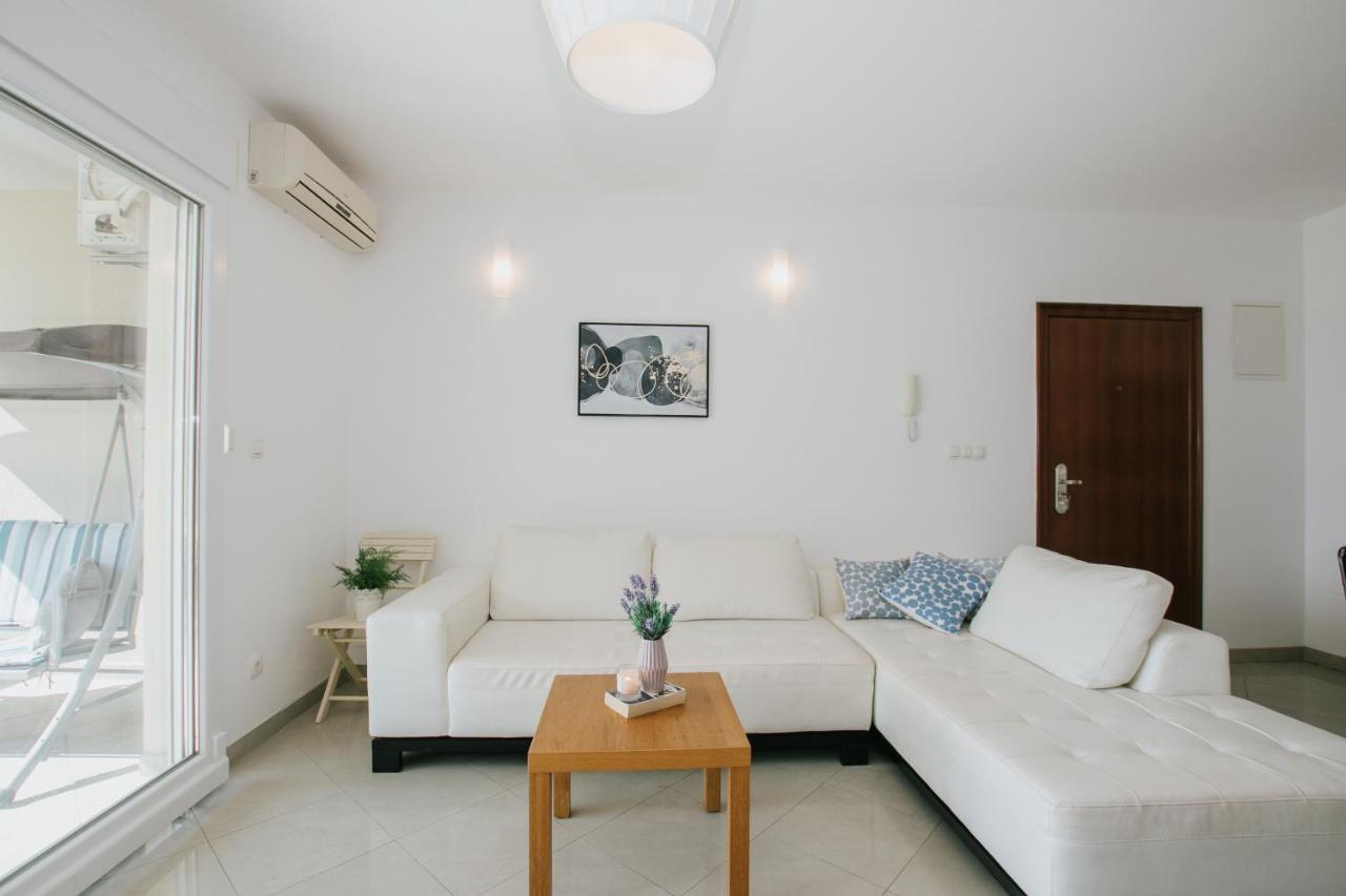 Апартаменты Apartman Sunny Трогир Экстерьер фото