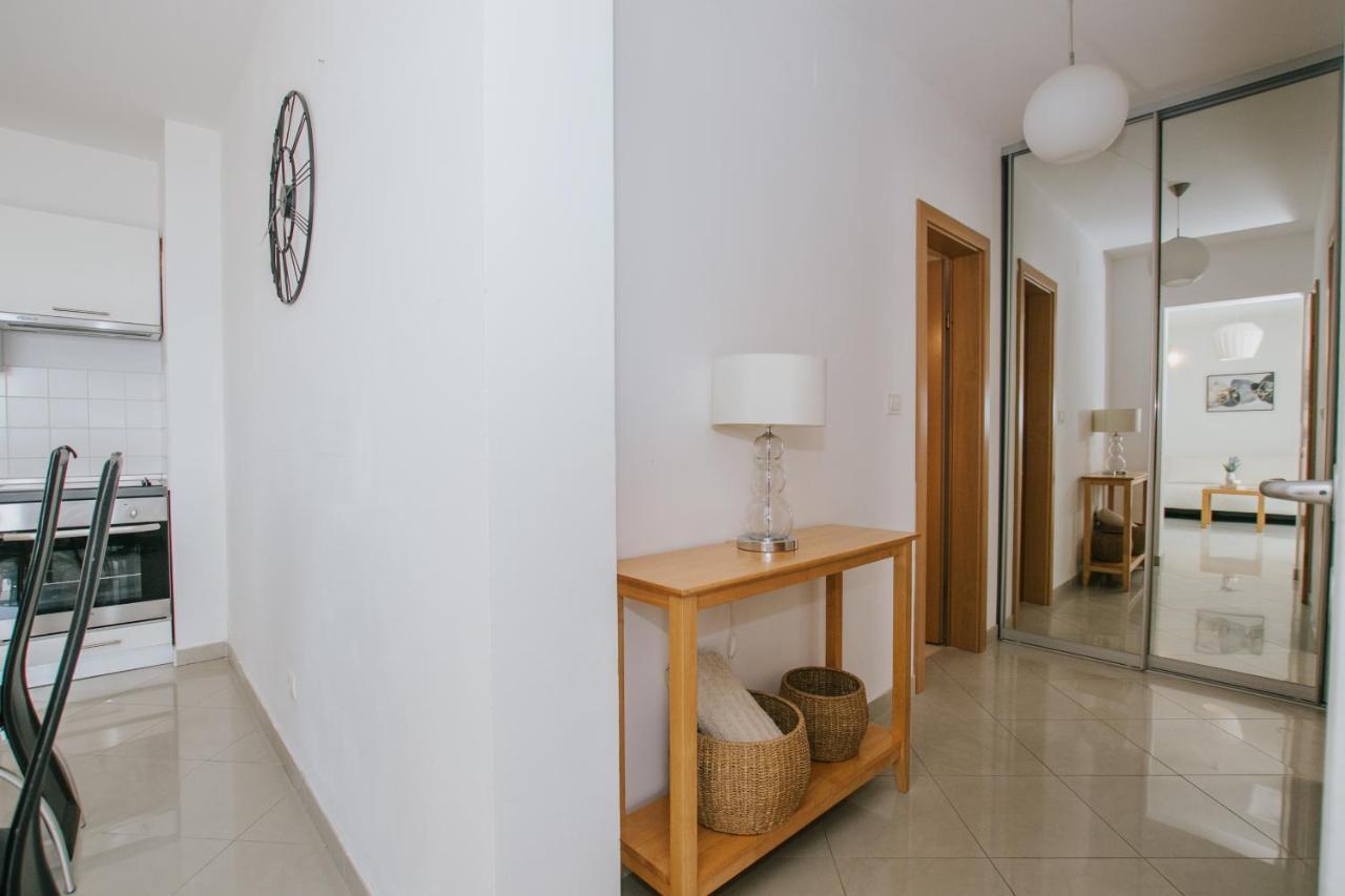 Апартаменты Apartman Sunny Трогир Экстерьер фото